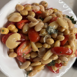 Italian Bean Salad with Tomatoes